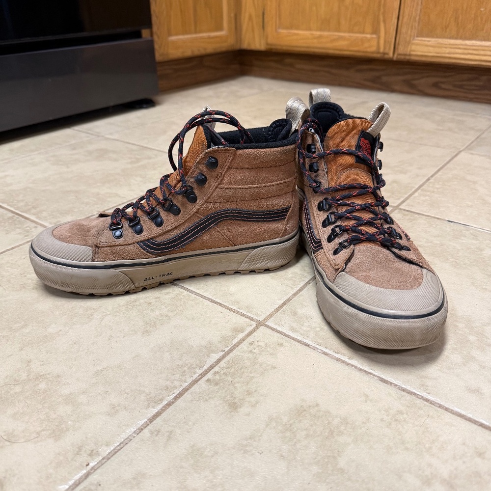 Vans Sk8-Hi MTE DR Waterproof Glazed Ginger Boots VN000CVRN1Z Men 6.5 Women 8